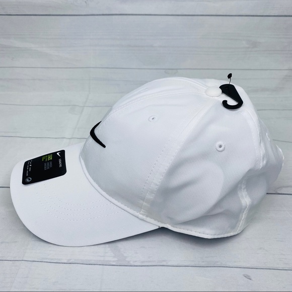 Last Chance🔥NWT Unisex Nike White/ black Hat - Picture 2 of 5